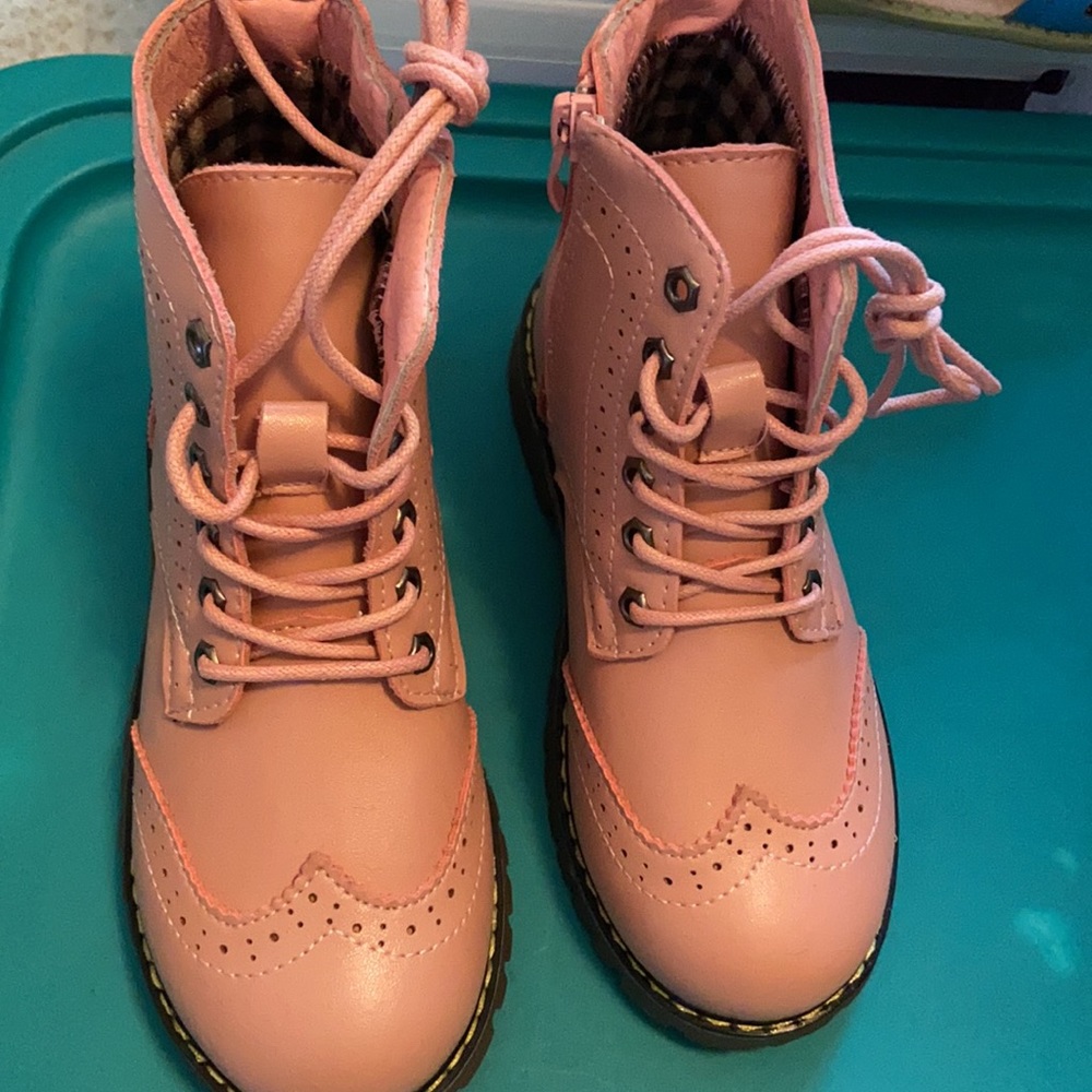 New Mia Belle Girl combat boots
